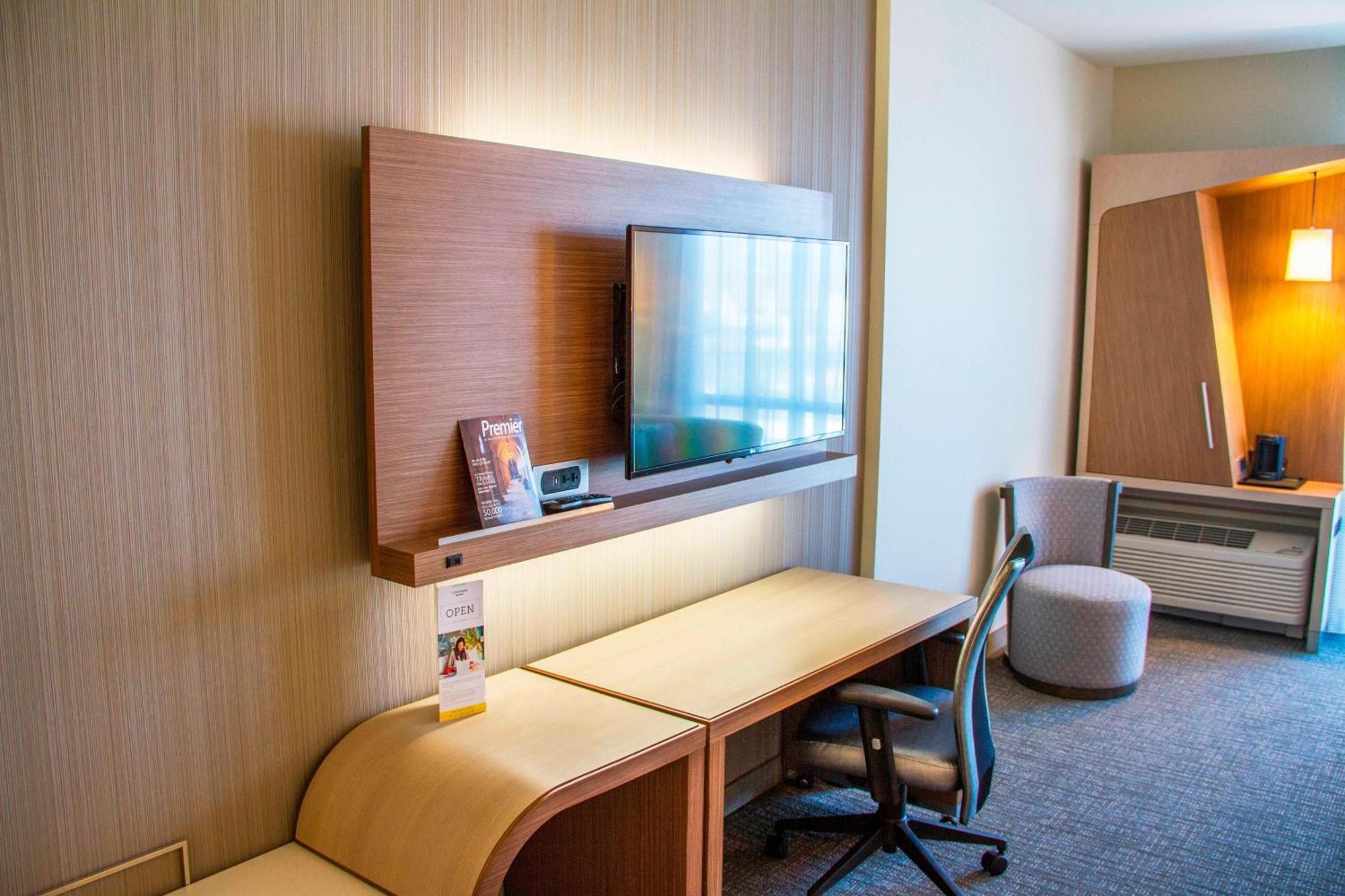 Courtyard By Marriott Fort Walton Beach-West Destin Exterior photo